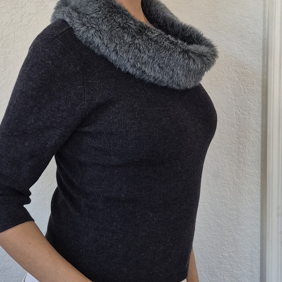 Vtg. Kathy Ireland Wool Blend Faux Shawl collar  Sweater - Picture 15 of 16